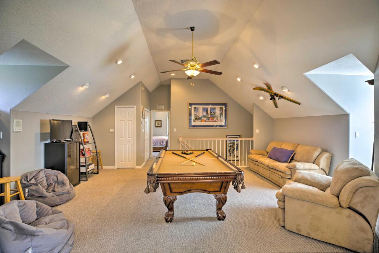 Waterfront Lake Placid Home With Dock And Fire Pit Exterior foto
